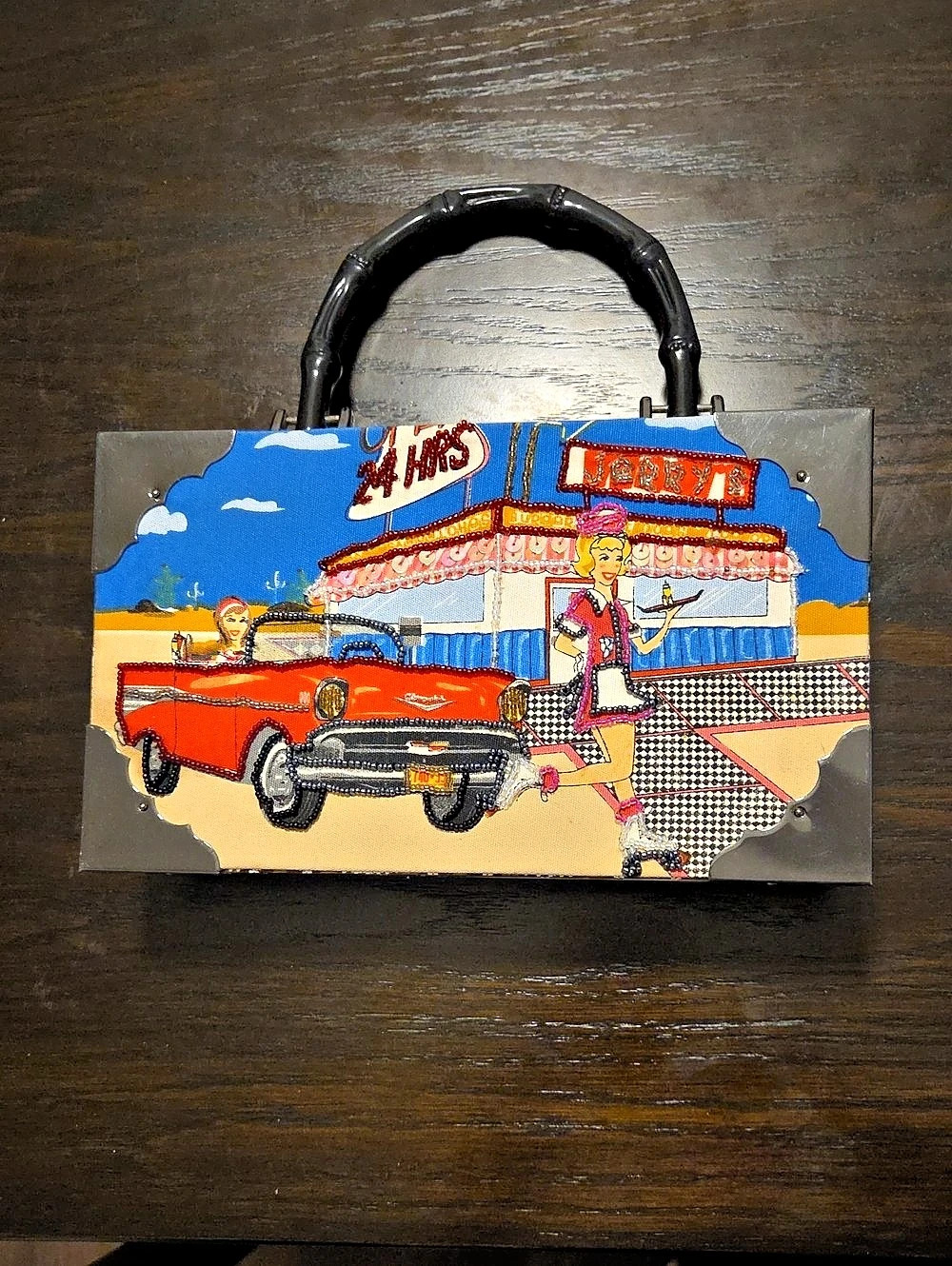 Illustrated Gingham Wooden Handle Bag